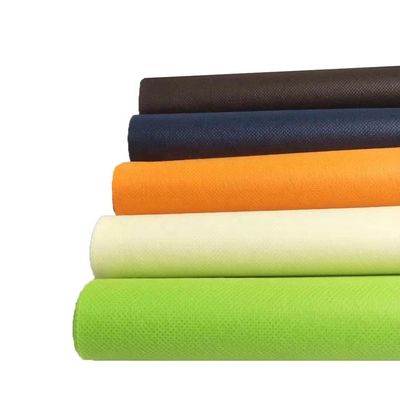 Rotolo del tessuto di Spunbond 180gsm pp del polipropilene non variopinto